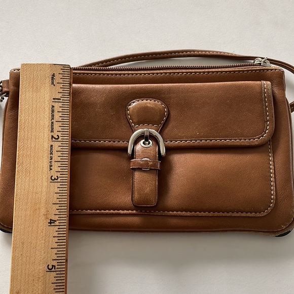 Coach wristlet - Picture 11 of 11